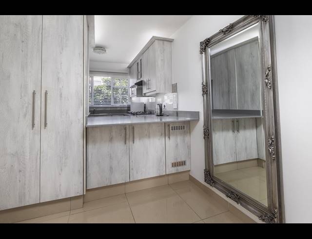 2 BEDROOM APARTMENT TO LET IN GLENWOOD
